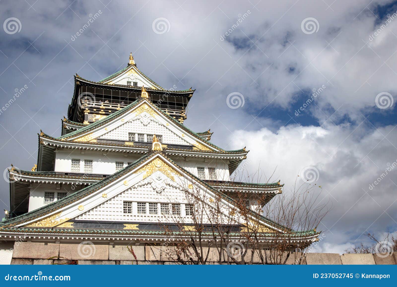 Quel Est Le Plus Grand Château Du Japon?